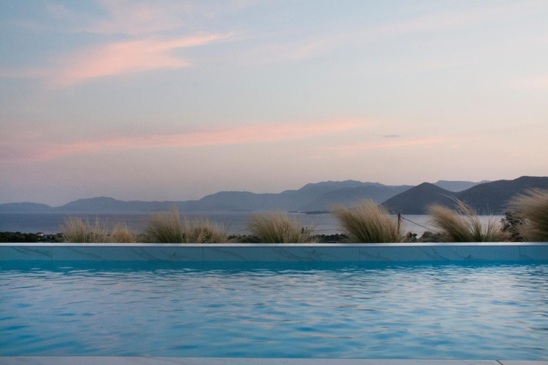 Others 5, Villas Mandalos, West Greece