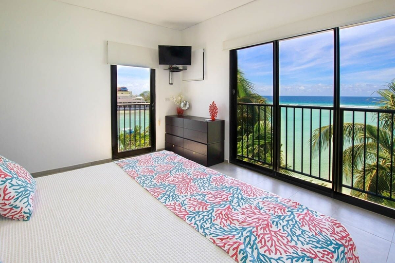 Bedroom 2, Ocean Reef 203 3 Bedroom Apts by Bluescape
