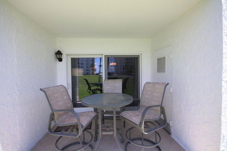 Others 2, 111 El Matador 2 Bedroom Condo by RedAwning, Okaloosa