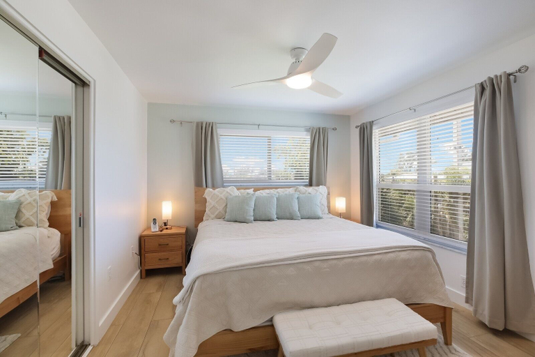 Bedroom 2, Hidden Pearl 2 Bedroom Home by RedAwning, Manatee