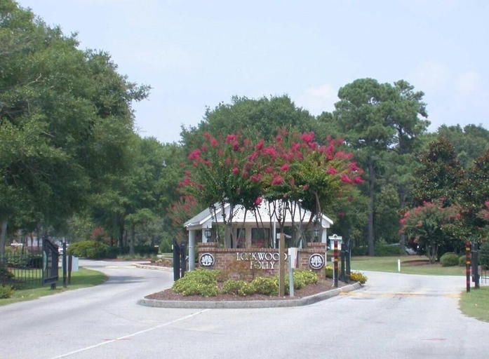 Property grounds 4, Fairway To Heaven 3 Bedroom Home by RedAwning, Brunswick