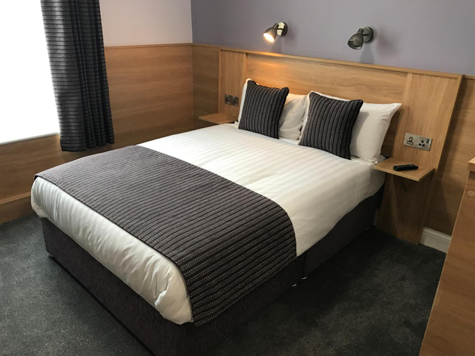 Others 4, Kennedys B&B Drumcondra, Dublin