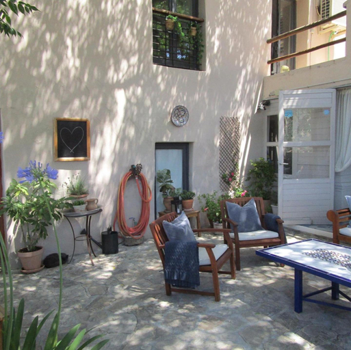 Others 4, Casa Pura Vida, Málaga