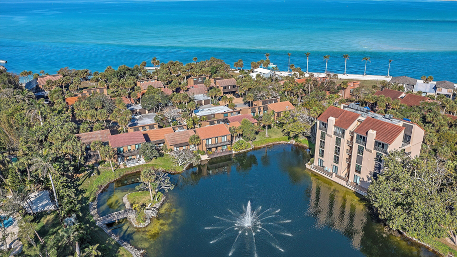 Exterior & Views 2, Sandy Cove Oasis 2 Bedroom Condo by RedAwning, Sarasota