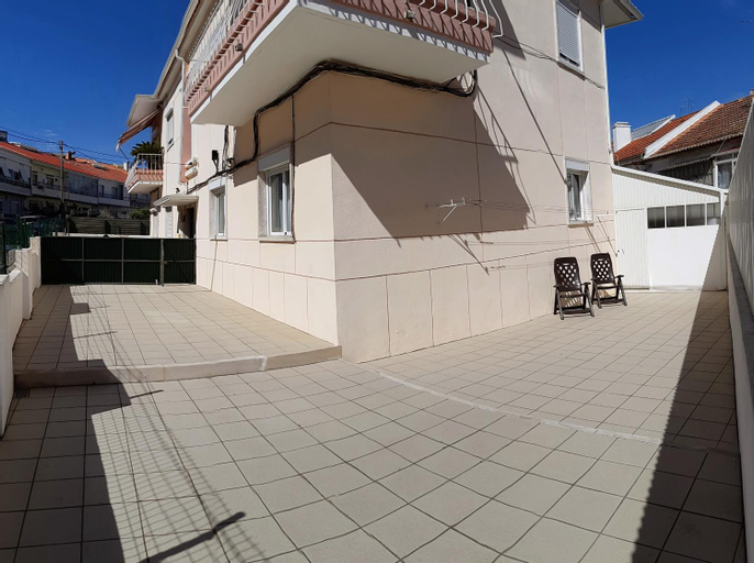 Casa Gil Anes, Almada
