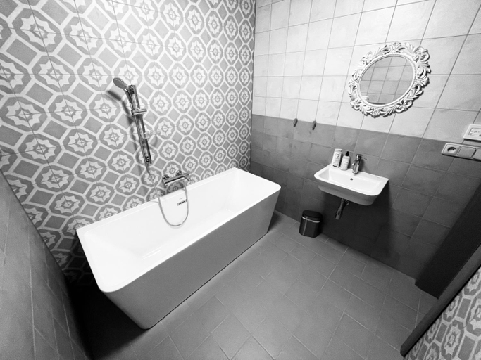 Bathroom 2, TGM Apartments, Český Krumlov