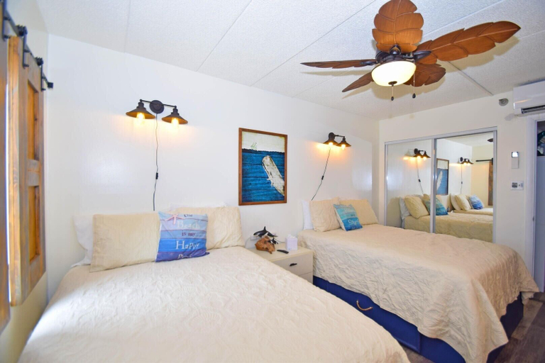 Room 5, Beachaven 305 1 Bedroom Condo by RedAwning, Worcester