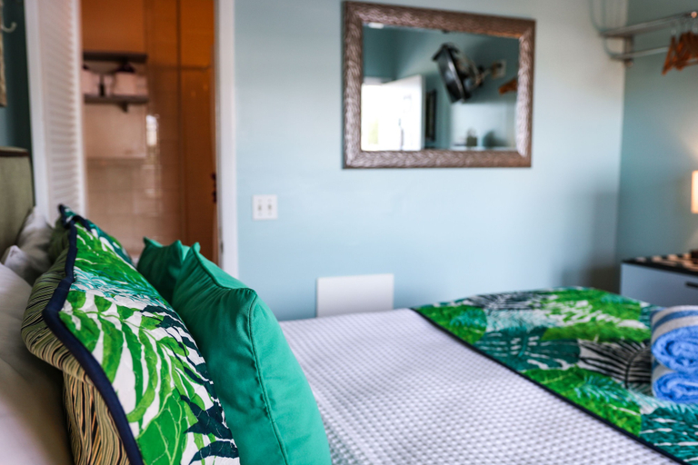 Bedroom 2, Caribbean House, Monroe