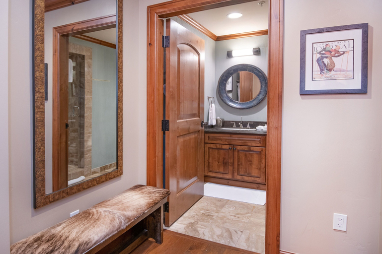 Bathroom 2, Ritz Carlton Vail #410 2 Bedroom Condo by RedAwning, Eagle