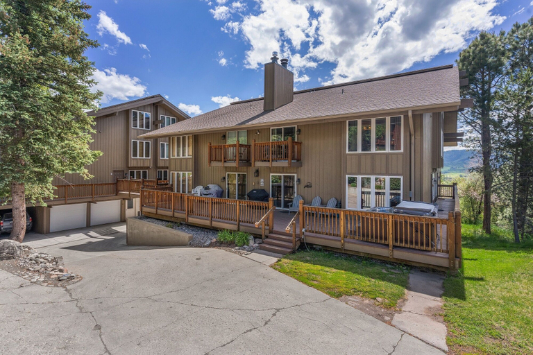 Exterior, Winterset 1 4 Bedroom Condo by RedAwning, Routt