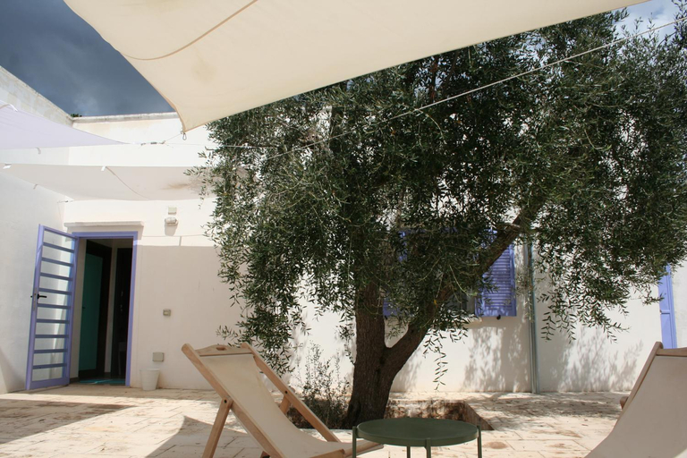 Others 2, Casa Eduardo, Brindisi
