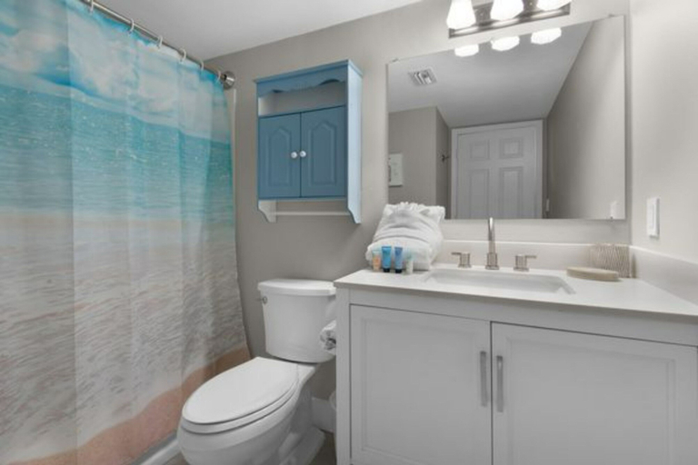 Bathroom 5, Pelican Beach 1213 2 Bedroom Condo, Okaloosa