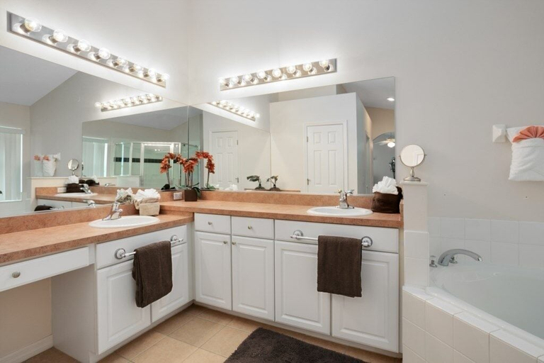 Others 3, Beautiful 4 Bedroom Pool & Spa Villa Villa by RedAwning, Polk