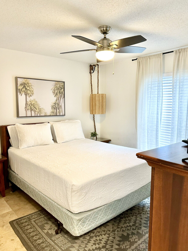 Bedroom 2, Emerald Hideaway 2 Bedroom Condo by RedAwning, Escambia