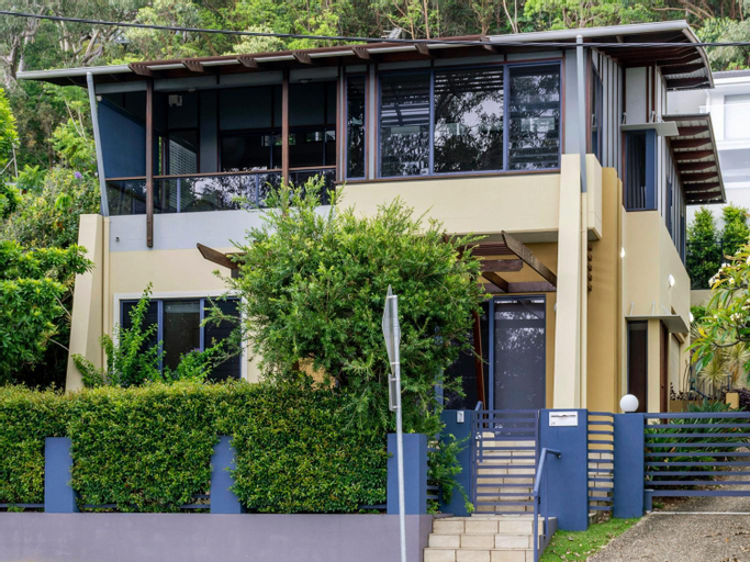 Currumbin Beachfront Haven, Gold Coast