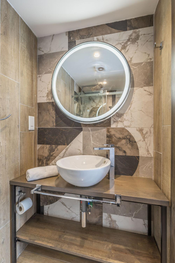 Others 2, Studio 31 with kitchenette at the new Olo living, St Julian's