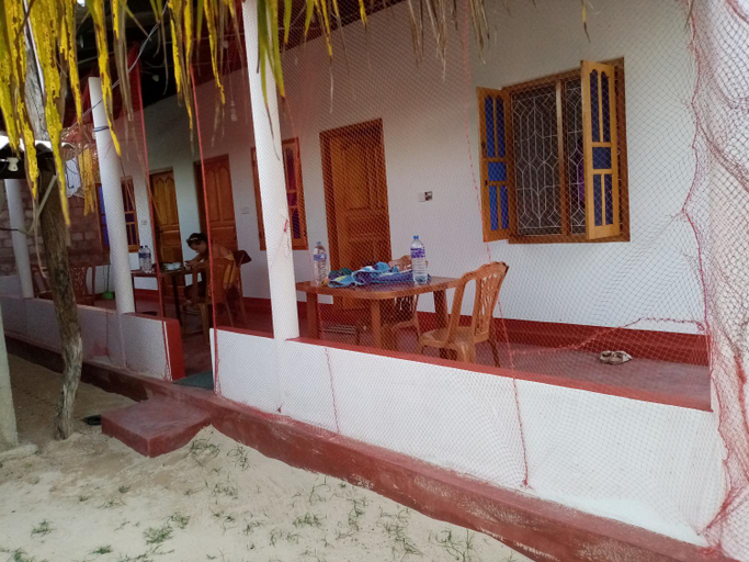 2, U new guest house, Kuchchaveli