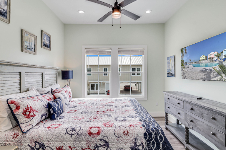 Room 4, Set Sail Sp167 3 Bedroom Home by RedAwning, Aransas
