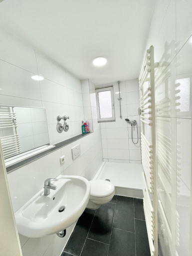 Bedroom 2, City Loft in Toplage Mainz-Kastel, Wiesbaden