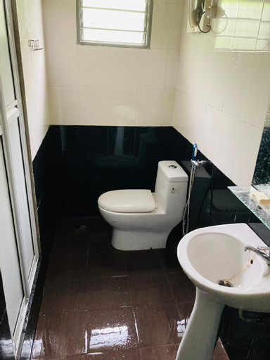 Bedroom 3, Kampung wooden house chalet with free parking , Seberang Perai Utara