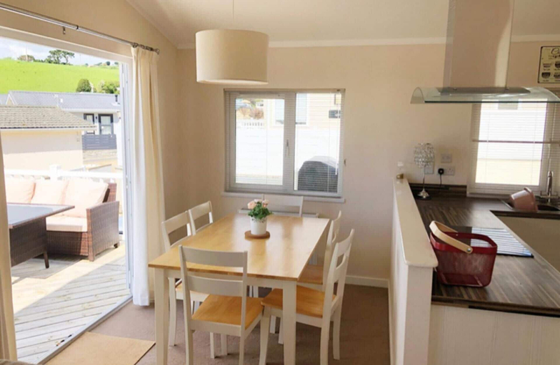 Others 5, Charming 3-bed Chalet in Abersoch, Gwynedd