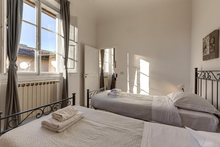 Room 4, Greci 16 III in Firenze, Florence