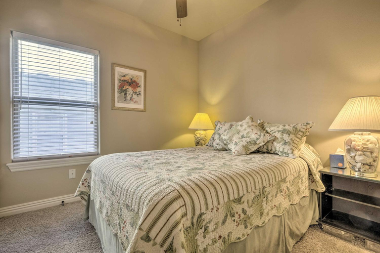 Bedroom 2, Fayetteville Apt by Univ of Arkansas Campus!, Washington