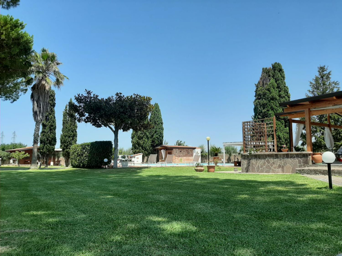 Others 4, Il Giardino dei Pini, Salerno