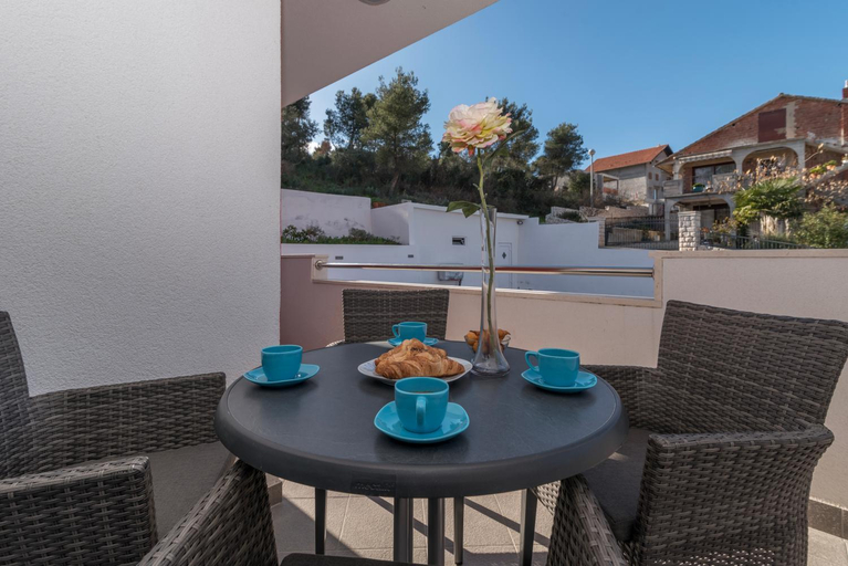 Others 4, Apartments City View, Trogir