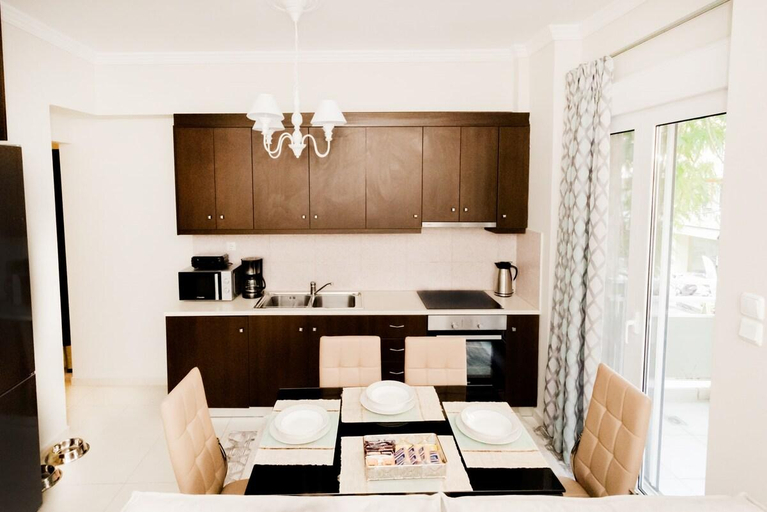 Others 2, Best House, Ellinos Stratiotou, Ayia, Patra, West Greece