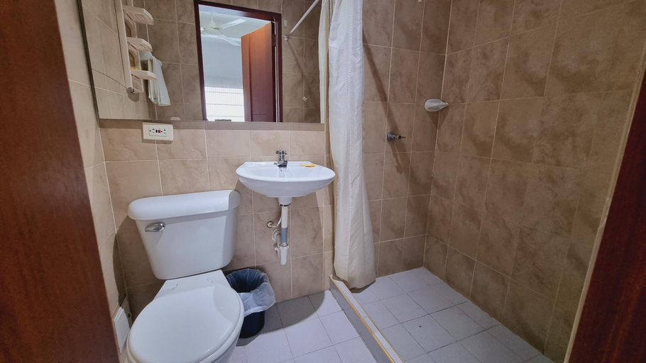 Bathroom 3, Magdalena Imperial Hotel - 3 Estrellas, Girardot