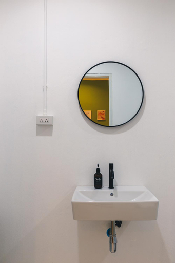 Bathroom 17