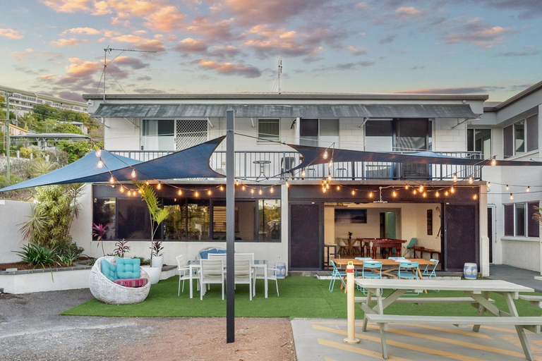 Others 4, Seaside Lodge -18-35 International Backpacker Hostel, North Ward-Castle Hill
