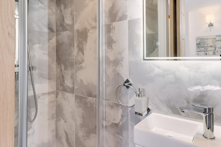 Others 5, Master accommodation suite 6, East Sussex