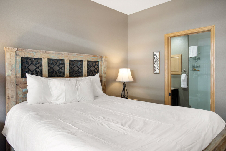 Room 4, Canyon Run B203 3 Bedroom Condo by RedAwning, Eagle
