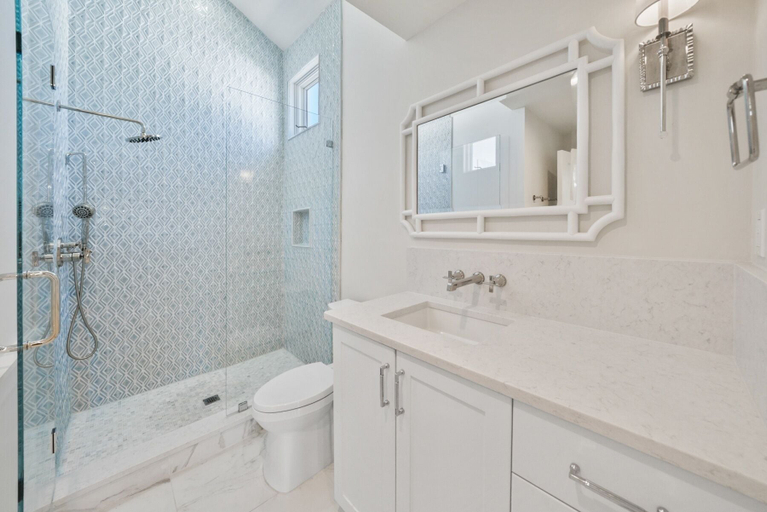 Bathroom 4, Stella By The Sea 3 Bedroom Home by RedAwning, Bay