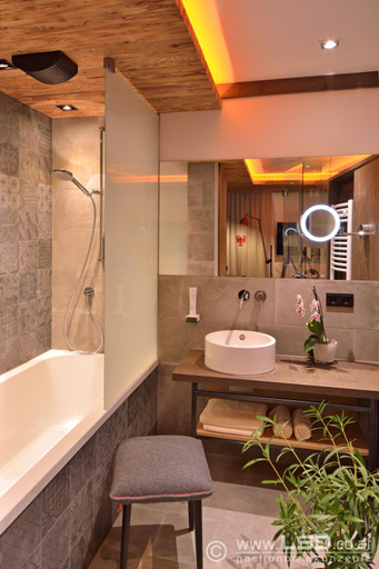 Bathroom, Berghotel Pointenhof, Kitzbühel