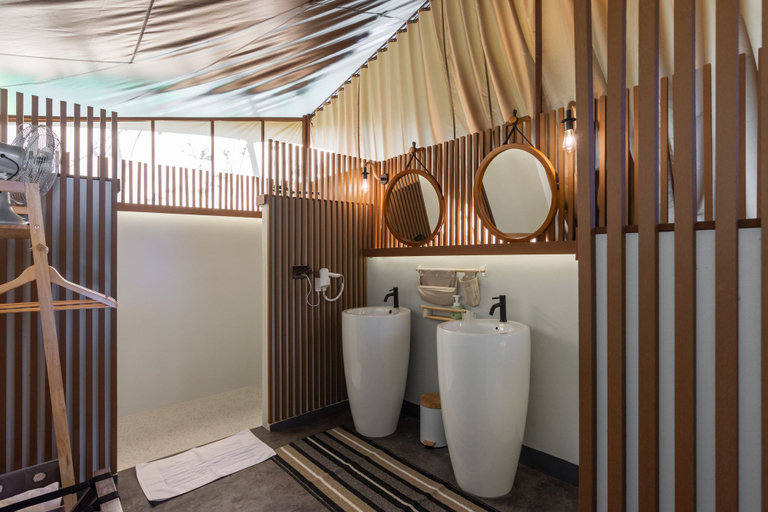 Bathroom 4, CAMP CAYLA - STELLAR, Mae Wang