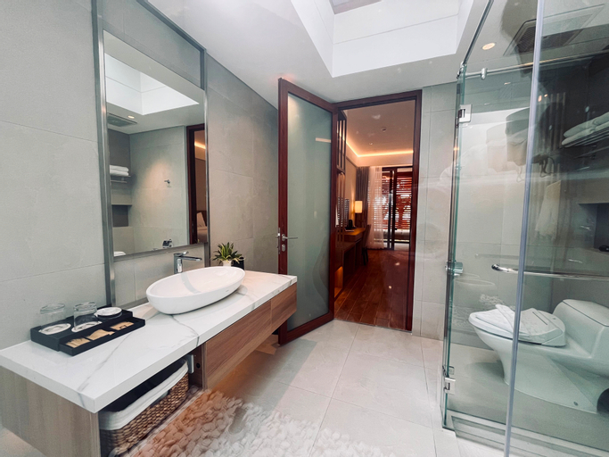 Bathroom 4