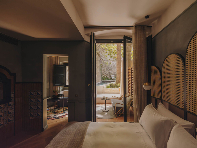 Bedroom 3, Hotel Palau Fugit, Girona