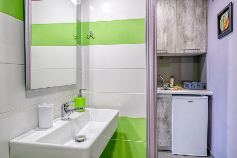 Bathroom 4, Magical View Studios 1 Asproneri, Kamena Vourla, Central Greece