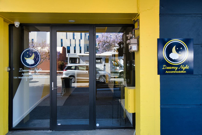 Dreamy Stays Accommodation - Private Rooms with Shared Bathrooms, Adelaide