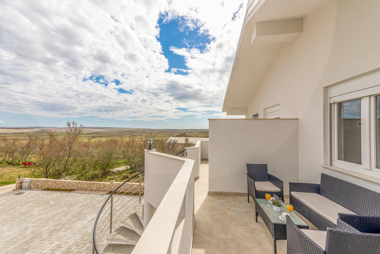 Others 2, Apartmani Opg Dragoslavic, Pag