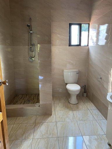 Bathroom, La Source Self Catering
