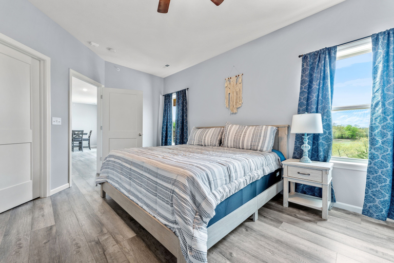 Bedroom 3, Endless Summer 3 Bedroom Condo by RedAwning, Stone