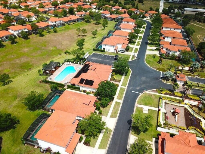 Exterior & Views 2, Happy Daze 4 Bedroom Home by RedAwning, Lake
