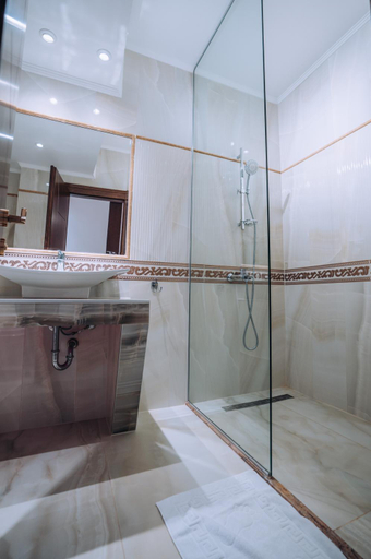 Bathroom 2, Villa Afrodita City Center