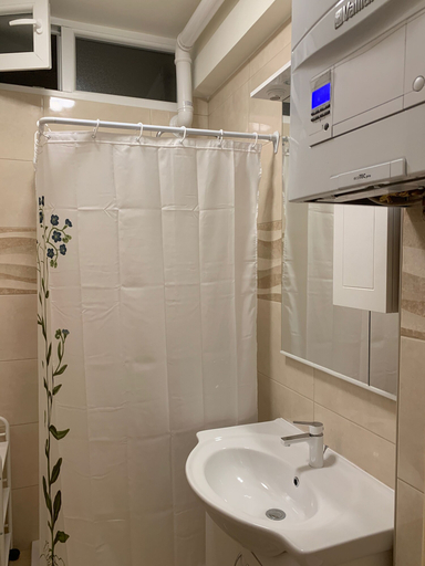 Bathroom 3, Cozy Apartment in the City Center, Zagreb