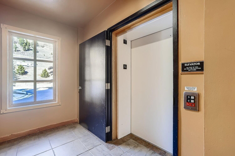 Interior, Passage Point 623 2 Bedroom Condo by RedAwning, Summit