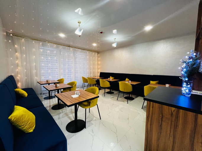 Food & Drinks 5, Saduba Perluna Bukovel, Nadvirnians'kyi